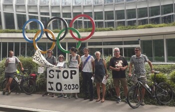Déplacement du Collectif Citoyen JOP 2030 avec les collectifs NO JO et Extinction Rebellion au CIO le vendredi 19 juillet 2024 : Action des Grands Bornés : du Grand-Bornand au CIO, 100 km à vélo pour demander le retrait de la candidature JOP 2030 Alp